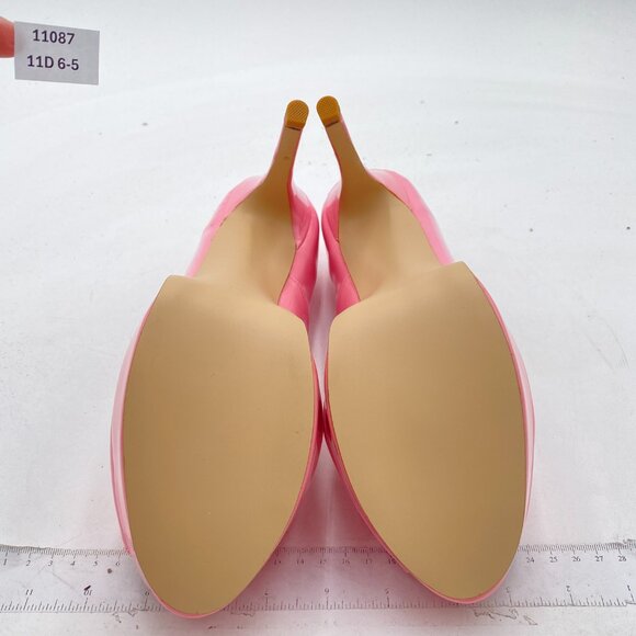 Super sexy and a very eye catching! Comfy and feminine - Picture 6 of 7